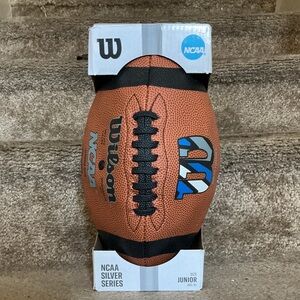 Wilson Ncca Silver Series Junior Wf3005802jr Hfv Composite Game Football 9/12y